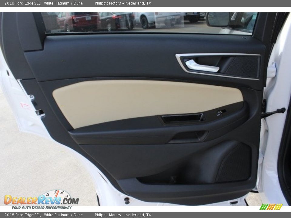 2018 Ford Edge SEL White Platinum / Dune Photo #24