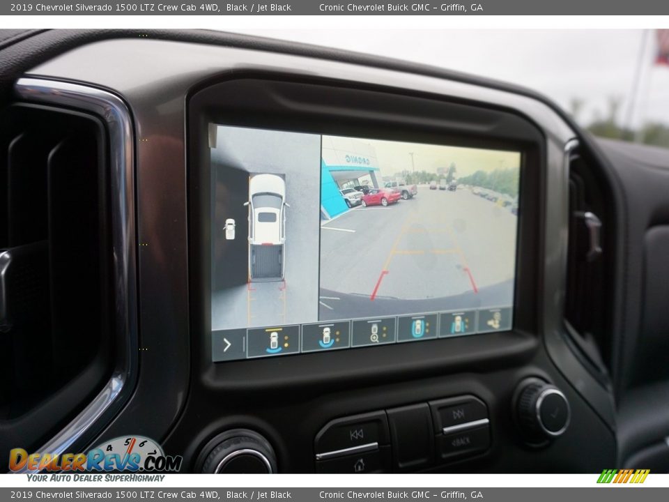 Controls of 2019 Chevrolet Silverado 1500 LTZ Crew Cab 4WD Photo #8
