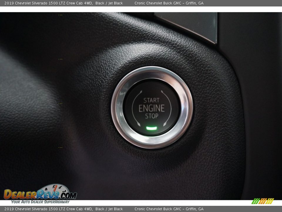 Controls of 2019 Chevrolet Silverado 1500 LTZ Crew Cab 4WD Photo #9