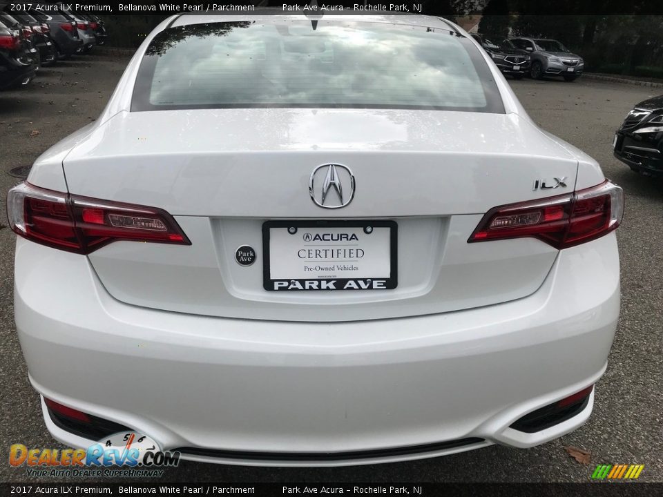 2017 Acura ILX Premium Bellanova White Pearl / Parchment Photo #5