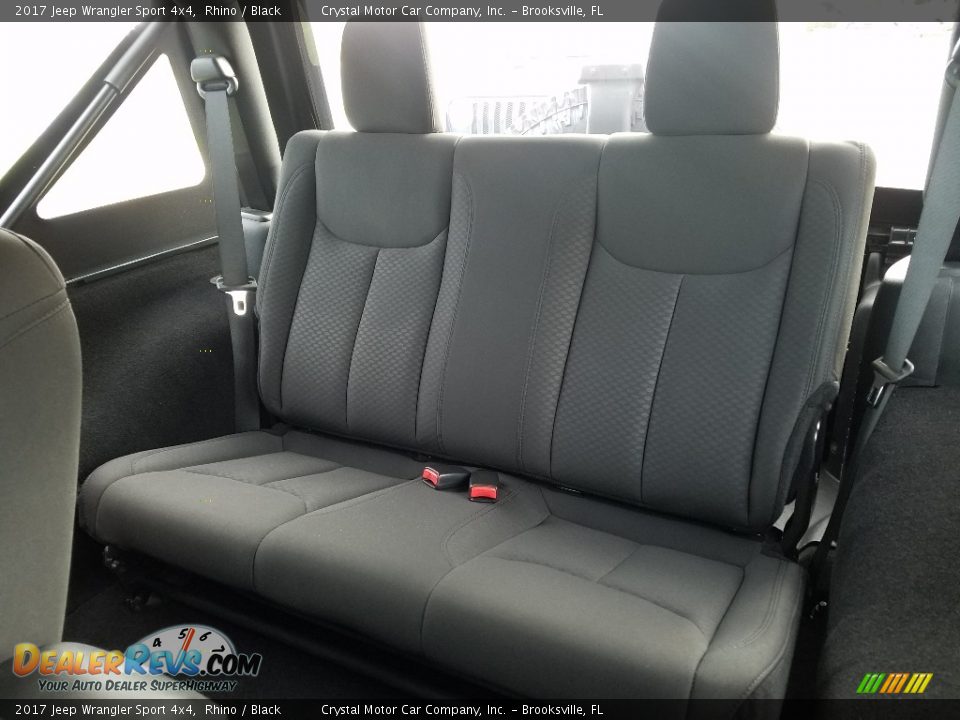 2017 Jeep Wrangler Sport 4x4 Rhino / Black Photo #10