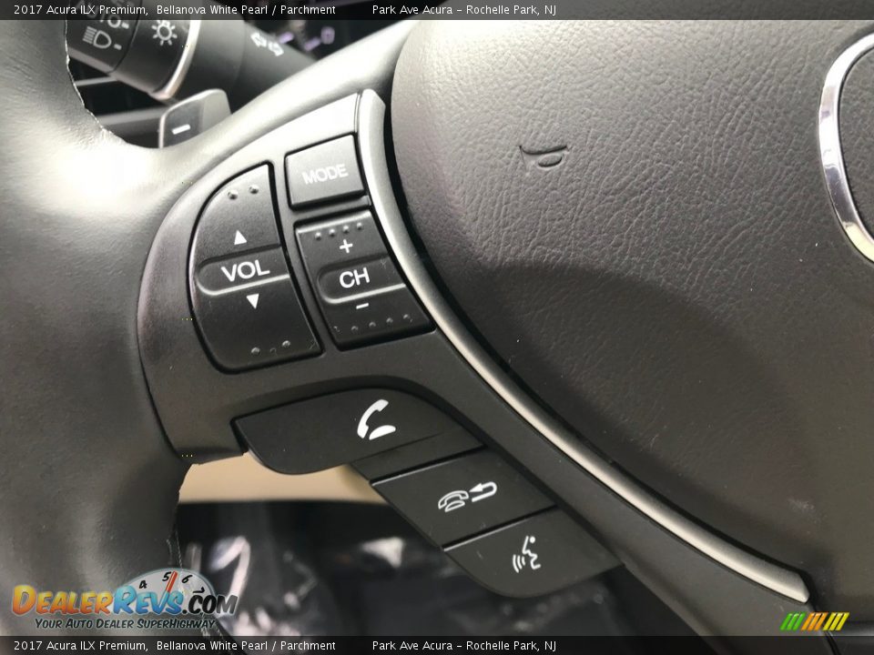 2017 Acura ILX Premium Bellanova White Pearl / Parchment Photo #18