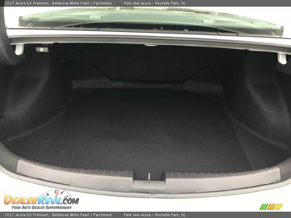 2017 Acura ILX Premium Bellanova White Pearl / Parchment Photo #20