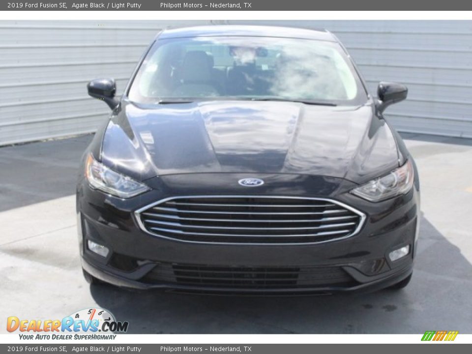 2019 Ford Fusion SE Agate Black / Light Putty Photo #2