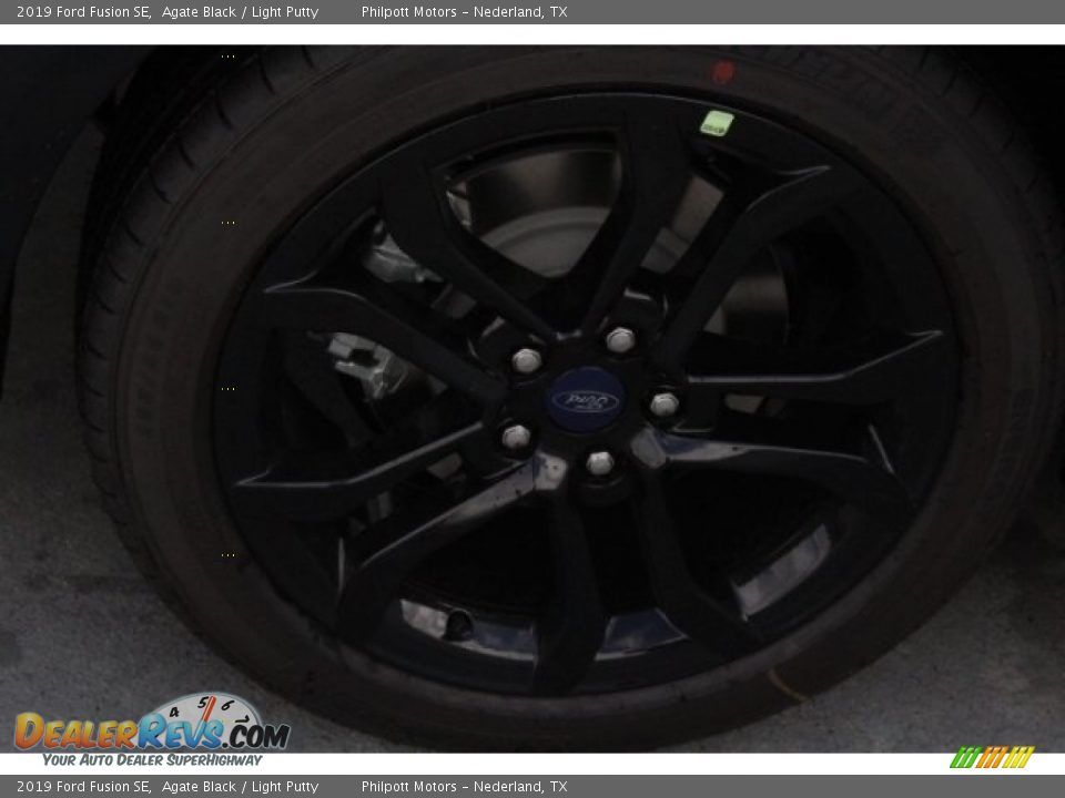 2019 Ford Fusion SE Agate Black / Light Putty Photo #10