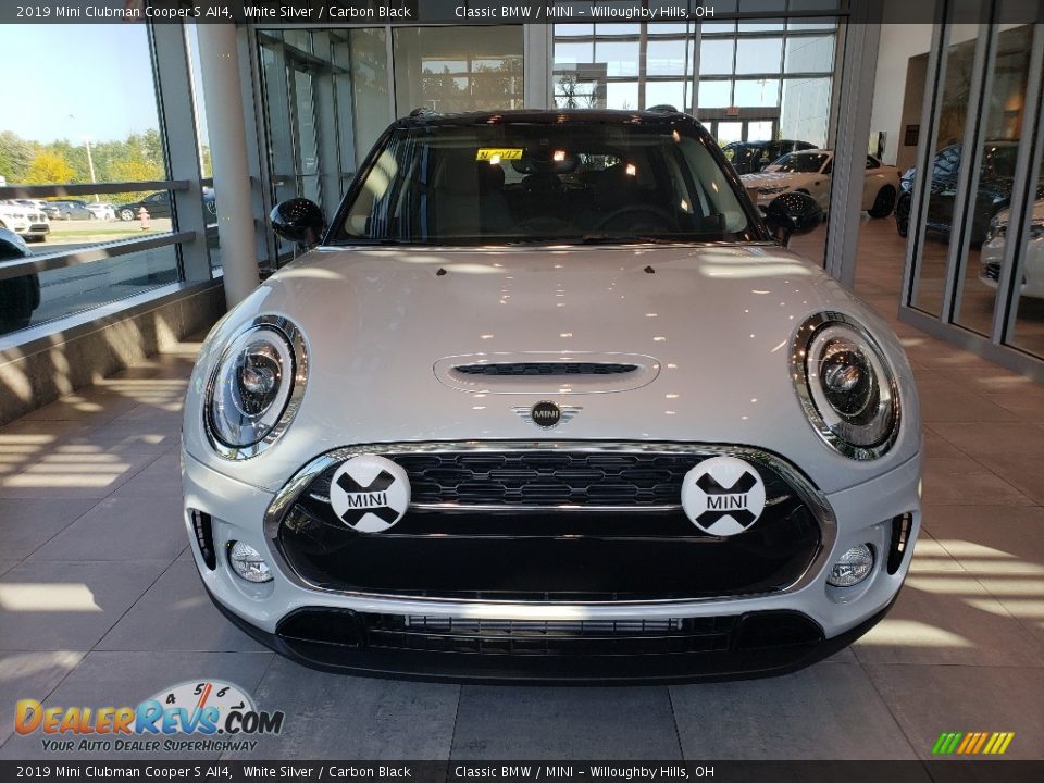 2019 Mini Clubman Cooper S All4 White Silver / Carbon Black Photo #4