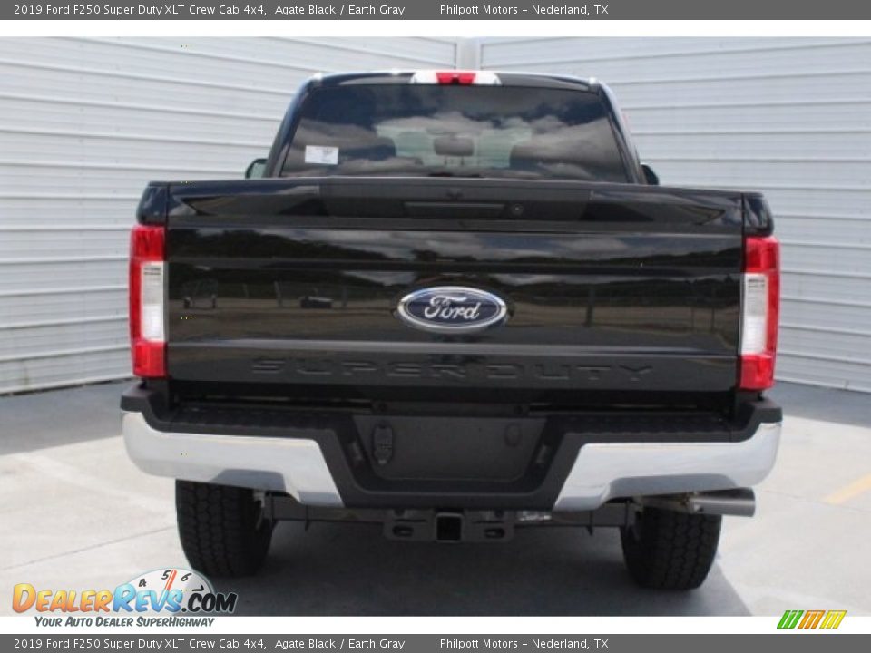 2019 Ford F250 Super Duty XLT Crew Cab 4x4 Agate Black / Earth Gray Photo #8