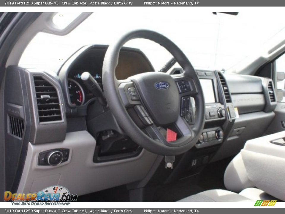 2019 Ford F250 Super Duty XLT Crew Cab 4x4 Agate Black / Earth Gray Photo #13