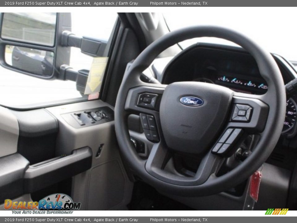 2019 Ford F250 Super Duty XLT Crew Cab 4x4 Agate Black / Earth Gray Photo #24