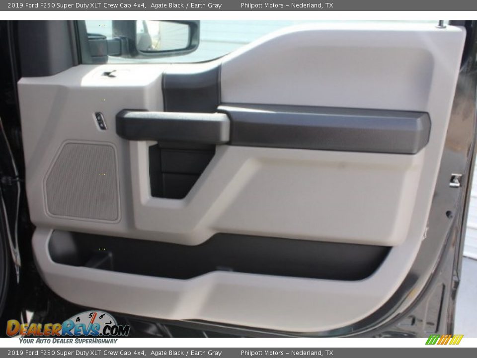2019 Ford F250 Super Duty XLT Crew Cab 4x4 Agate Black / Earth Gray Photo #28
