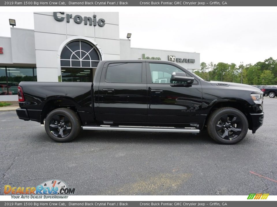 2019 Ram 1500 Big Horn Crew Cab Diamond Black Crystal Pearl / Black Photo #10