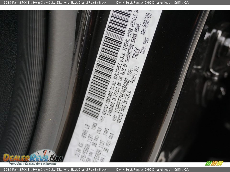 2019 Ram 1500 Big Horn Crew Cab Diamond Black Crystal Pearl / Black Photo #14