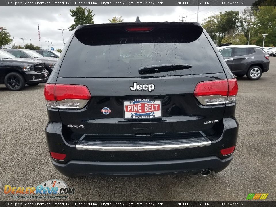 2019 Jeep Grand Cherokee Limited 4x4 Diamond Black Crystal Pearl / Light Frost Beige/Black Photo #5