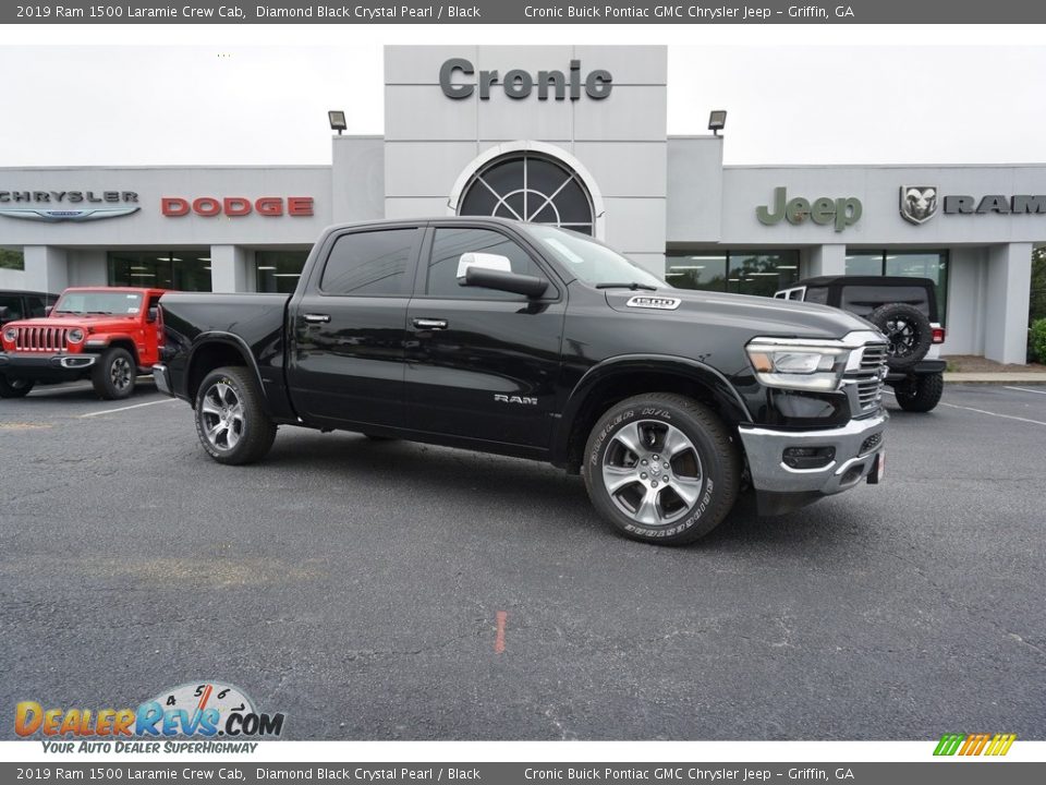 2019 Ram 1500 Laramie Crew Cab Diamond Black Crystal Pearl / Black Photo #1