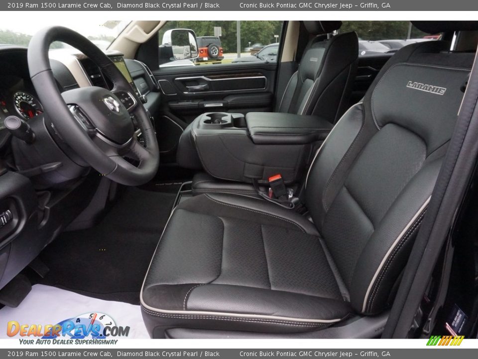 2019 Ram 1500 Laramie Crew Cab Diamond Black Crystal Pearl / Black Photo #3