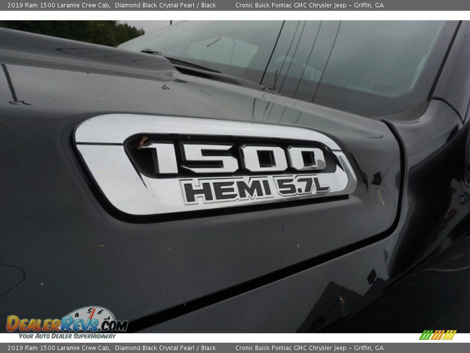 2019 Ram 1500 Laramie Crew Cab Diamond Black Crystal Pearl / Black Photo #9