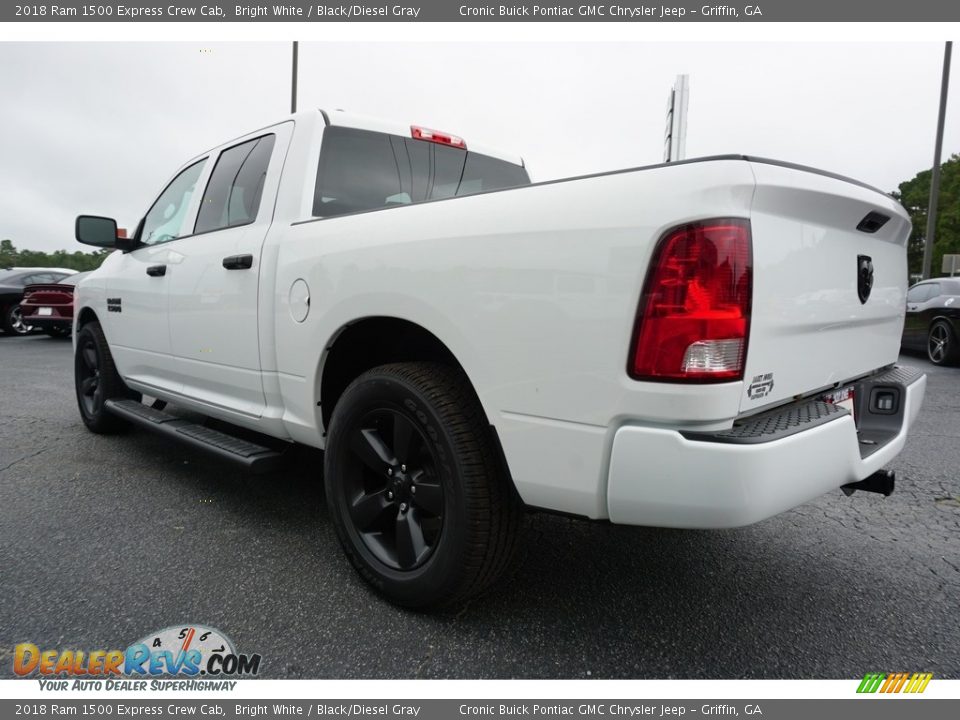 2018 Ram 1500 Express Crew Cab Bright White / Black/Diesel Gray Photo #12