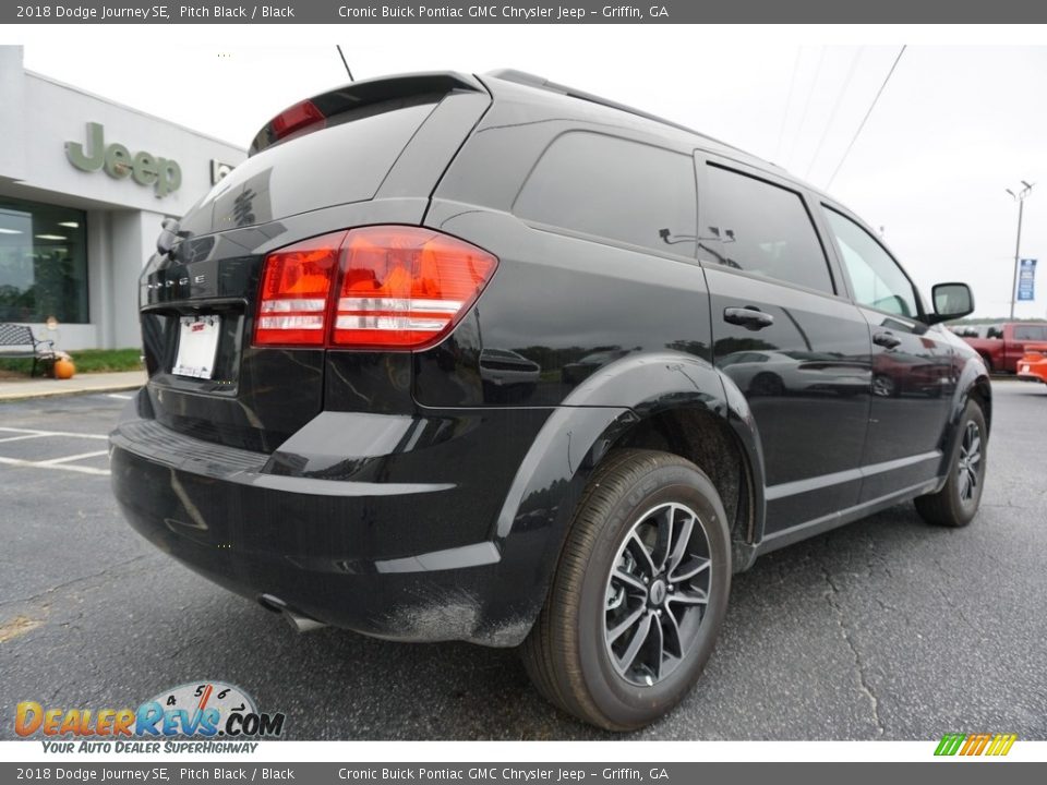 2018 Dodge Journey SE Pitch Black / Black Photo #11