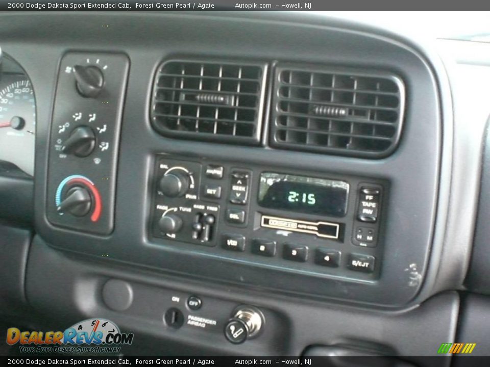 2000 Dodge Dakota Sport Extended Cab Forest Green Pearl / Agate Photo #13