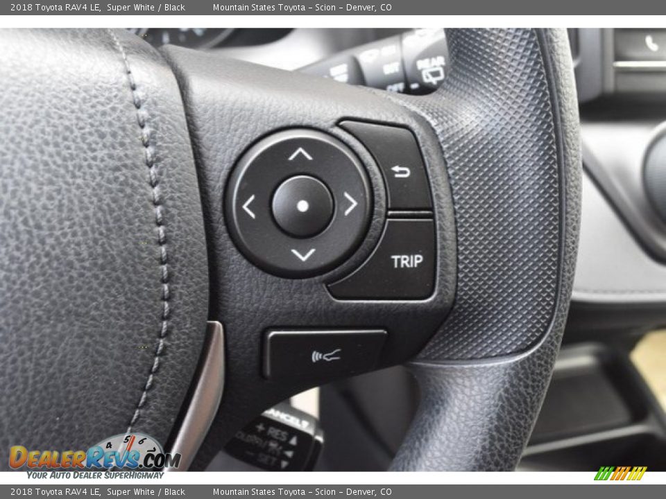 2018 Toyota RAV4 LE Super White / Black Photo #27