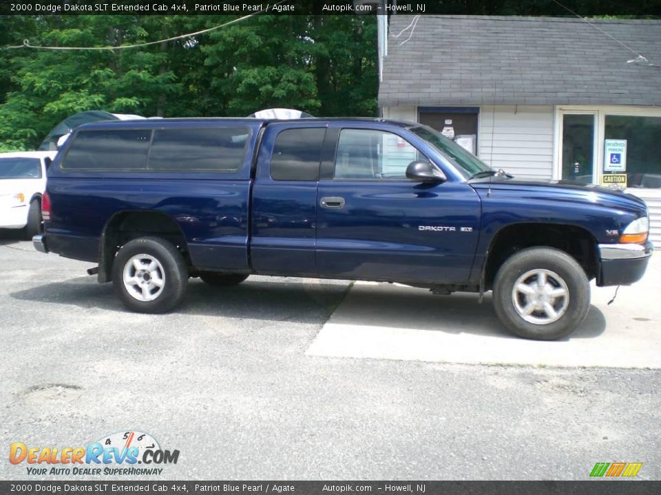 2000 Dodge Dakota SLT Extended Cab 4x4 Patriot Blue Pearl / Agate Photo #8