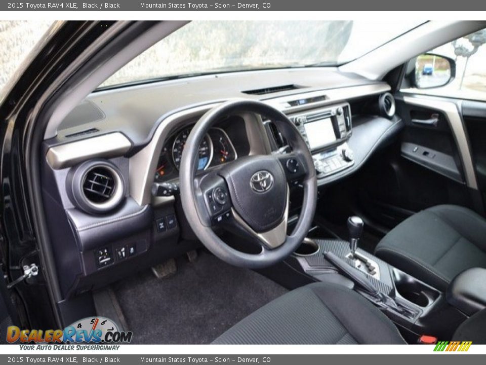 2015 Toyota RAV4 XLE Black / Black Photo #10
