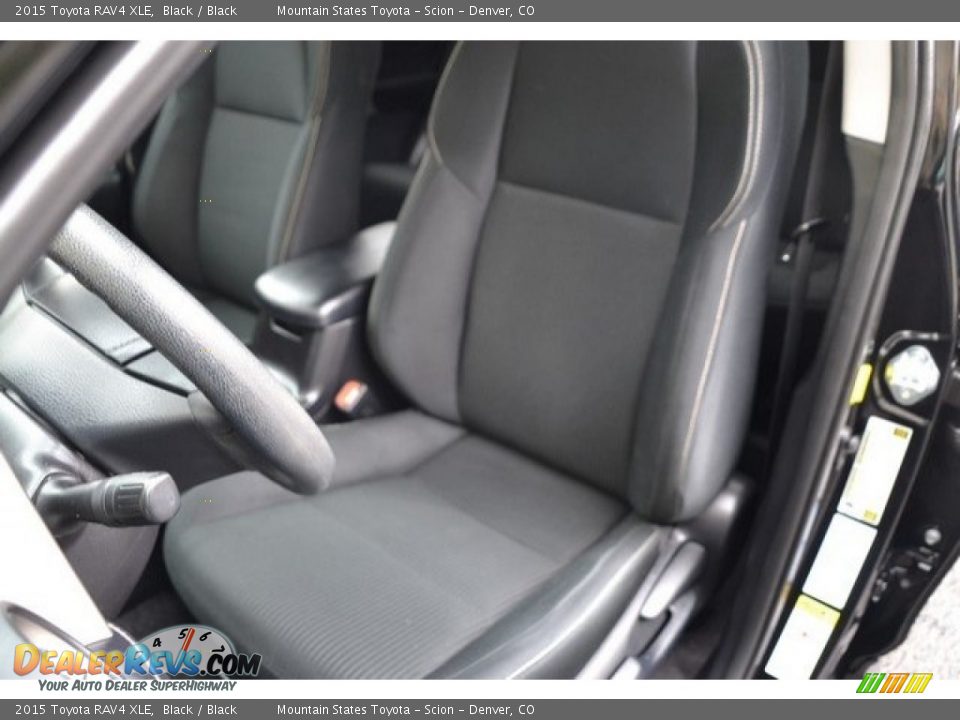 2015 Toyota RAV4 XLE Black / Black Photo #12