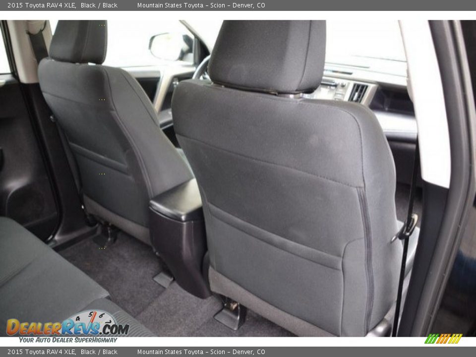 2015 Toyota RAV4 XLE Black / Black Photo #21