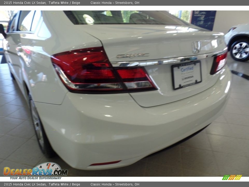 2015 Honda Civic LX Sedan Taffeta White / Beige Photo #9