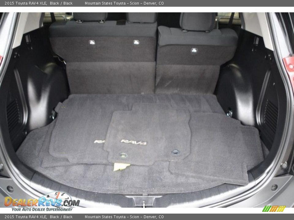 2015 Toyota RAV4 XLE Black / Black Photo #27