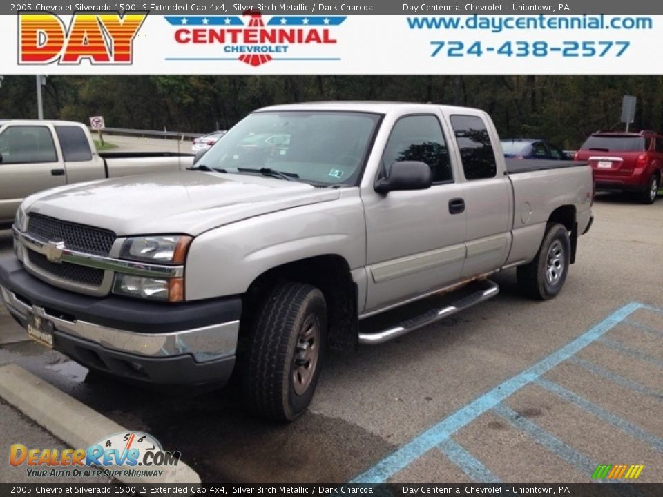 2005 Chevrolet Silverado 1500 LS Extended Cab 4x4 Silver Birch Metallic / Dark Charcoal Photo #1