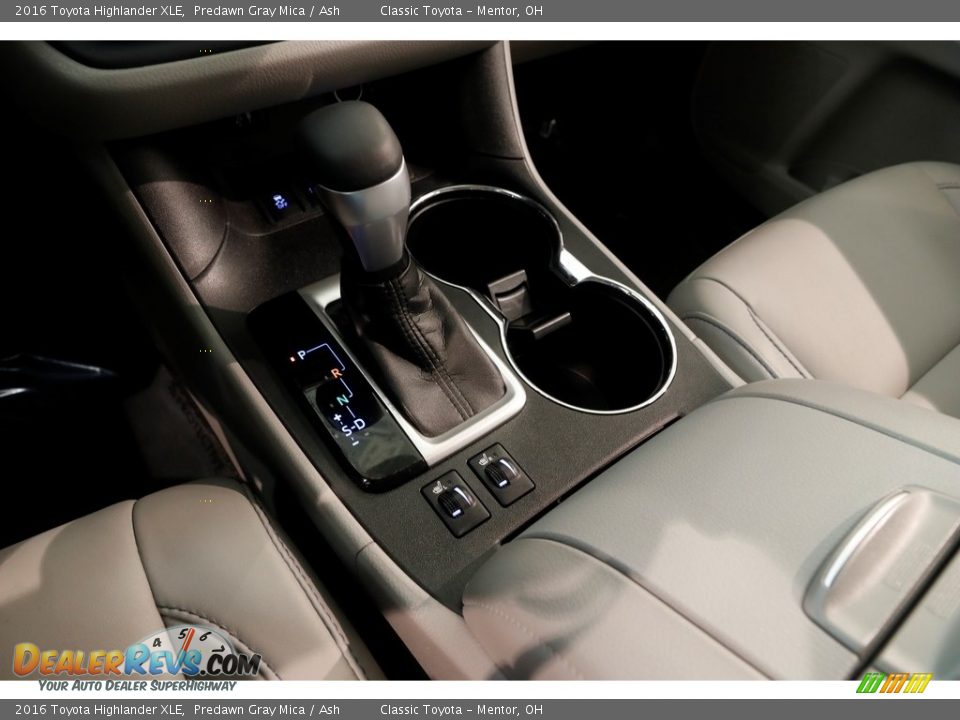 2016 Toyota Highlander XLE Predawn Gray Mica / Ash Photo #14