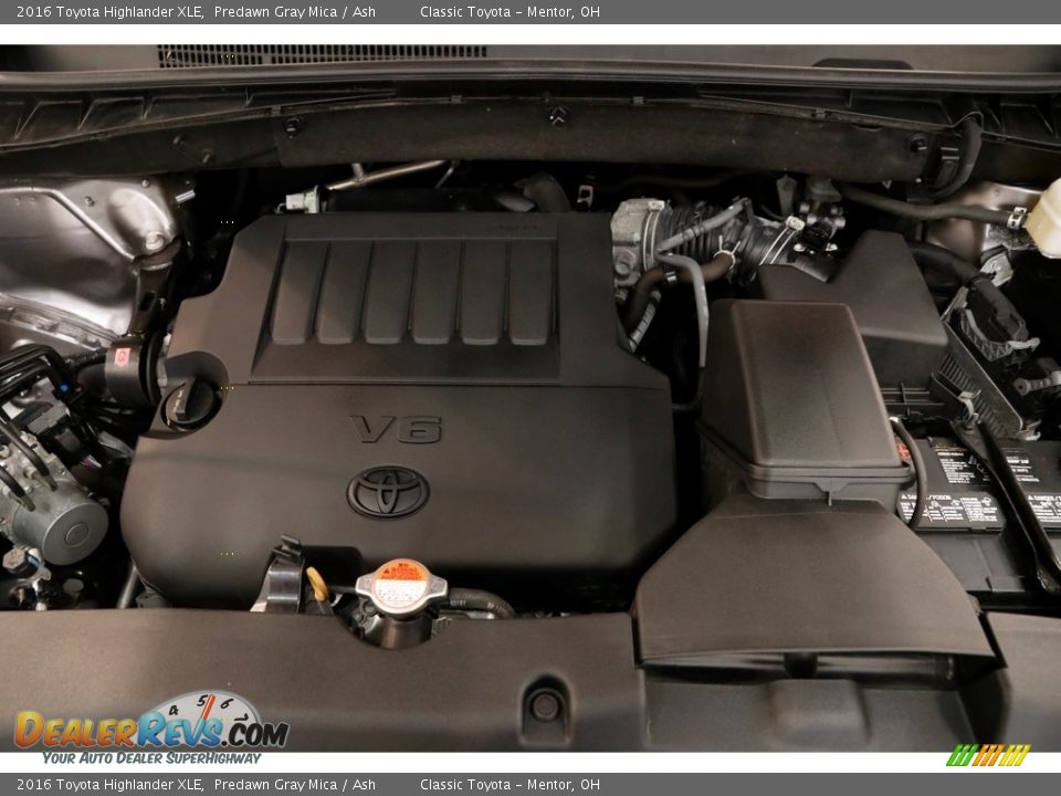 2016 Toyota Highlander XLE Predawn Gray Mica / Ash Photo #23