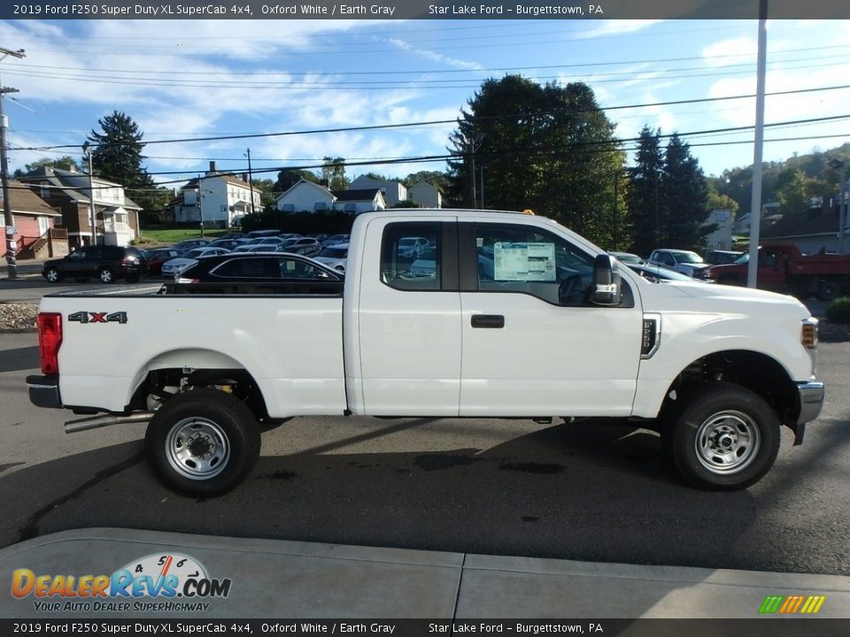 2019 Ford F250 Super Duty XL SuperCab 4x4 Oxford White / Earth Gray Photo #4
