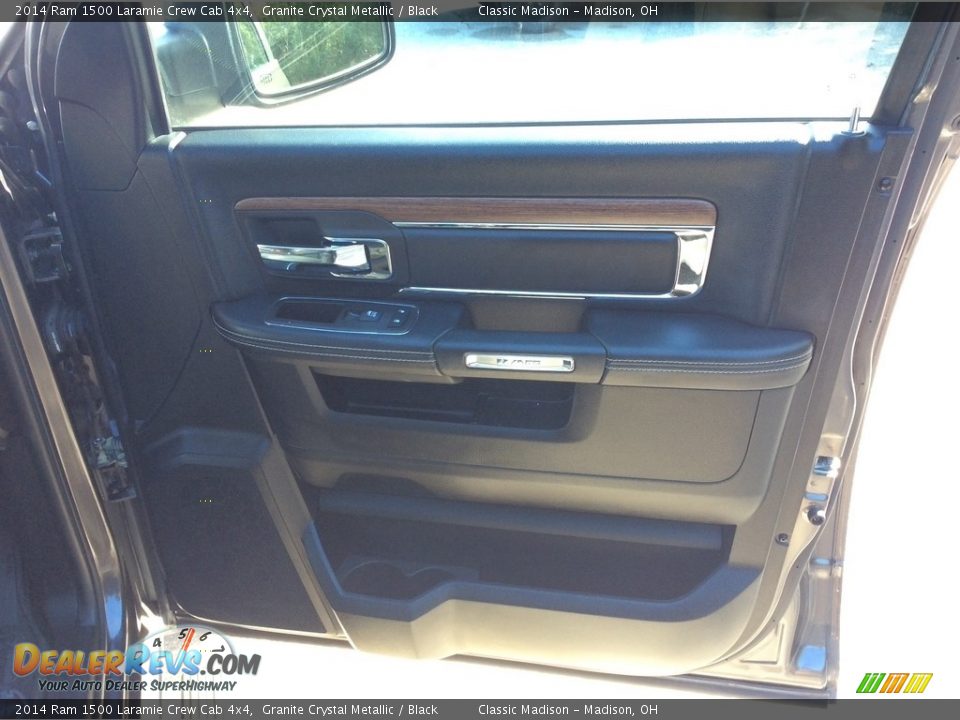 2014 Ram 1500 Laramie Crew Cab 4x4 Granite Crystal Metallic / Black Photo #23