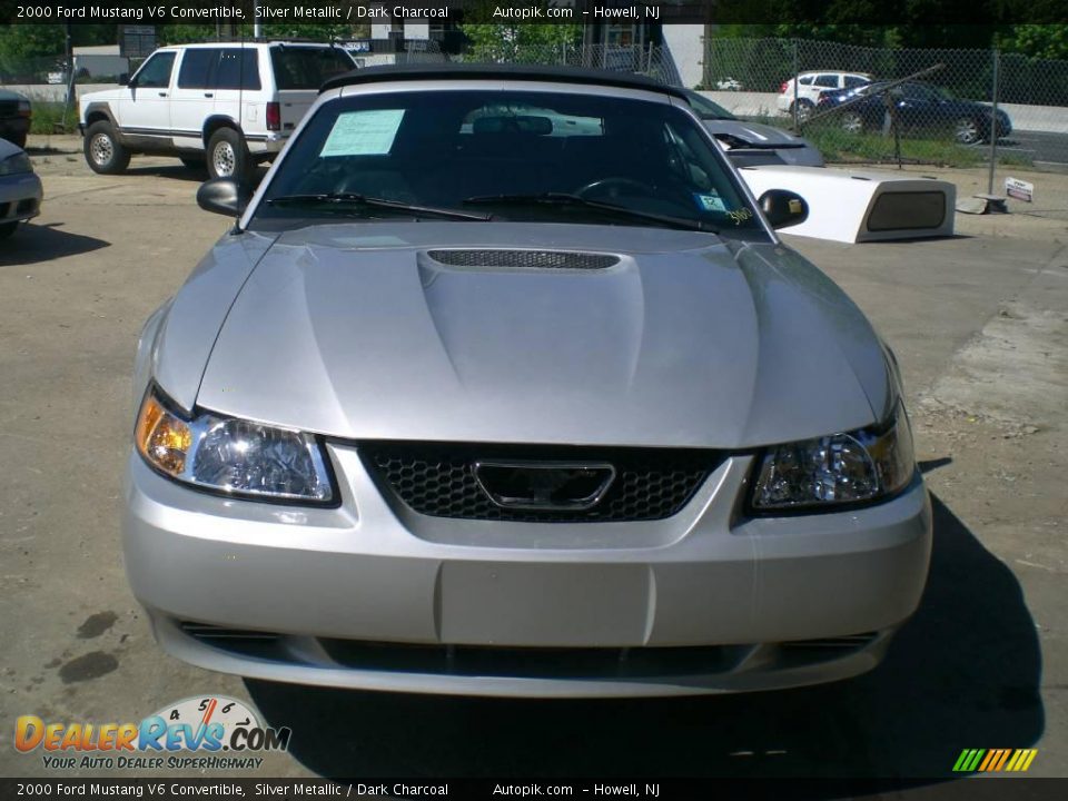 2000 Ford Mustang V6 Convertible Silver Metallic / Dark Charcoal Photo #1