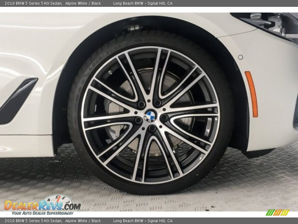 2019 BMW 5 Series 540i Sedan Alpine White / Black Photo #9