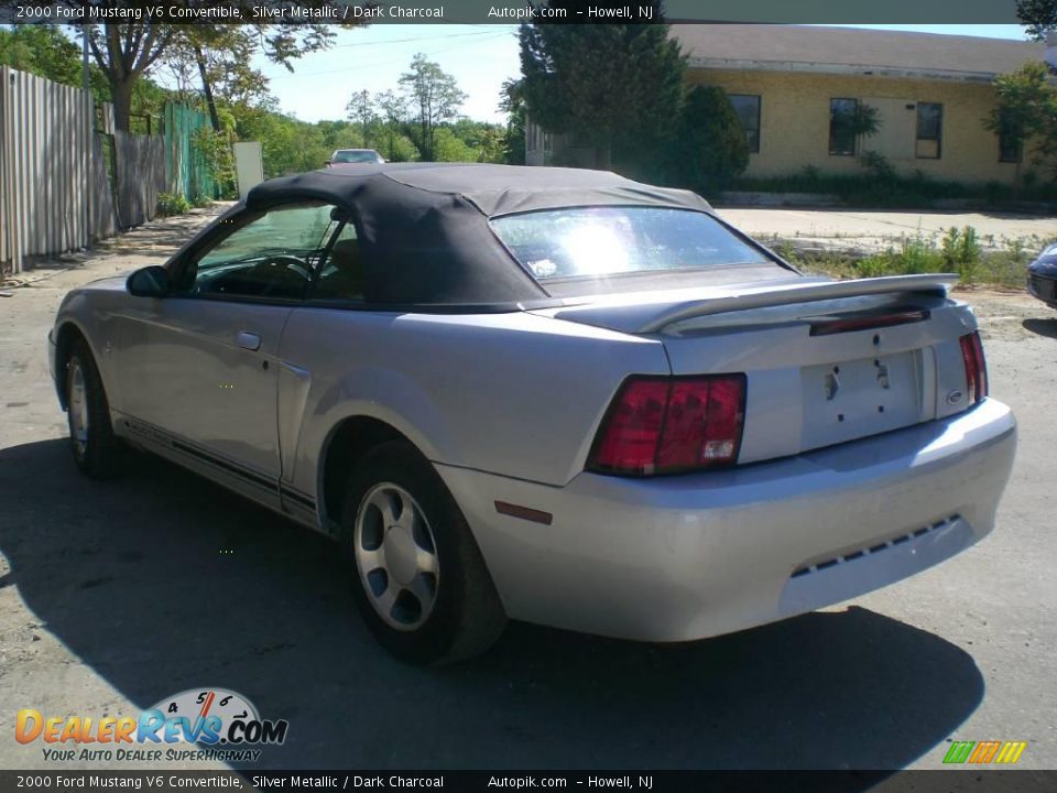 2000 Ford Mustang V6 Convertible Silver Metallic / Dark Charcoal Photo #5