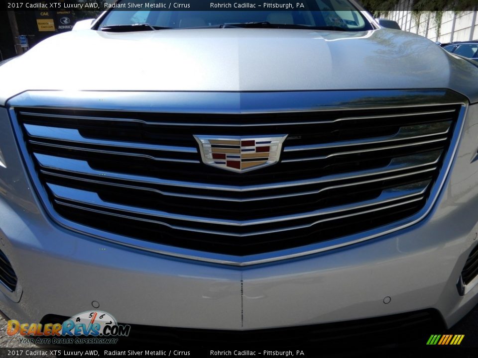 2017 Cadillac XT5 Luxury AWD Radiant Silver Metallic / Cirrus Photo #9