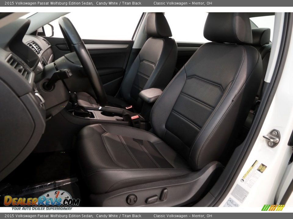 2015 Volkswagen Passat Wolfsburg Edition Sedan Candy White / Titan Black Photo #4