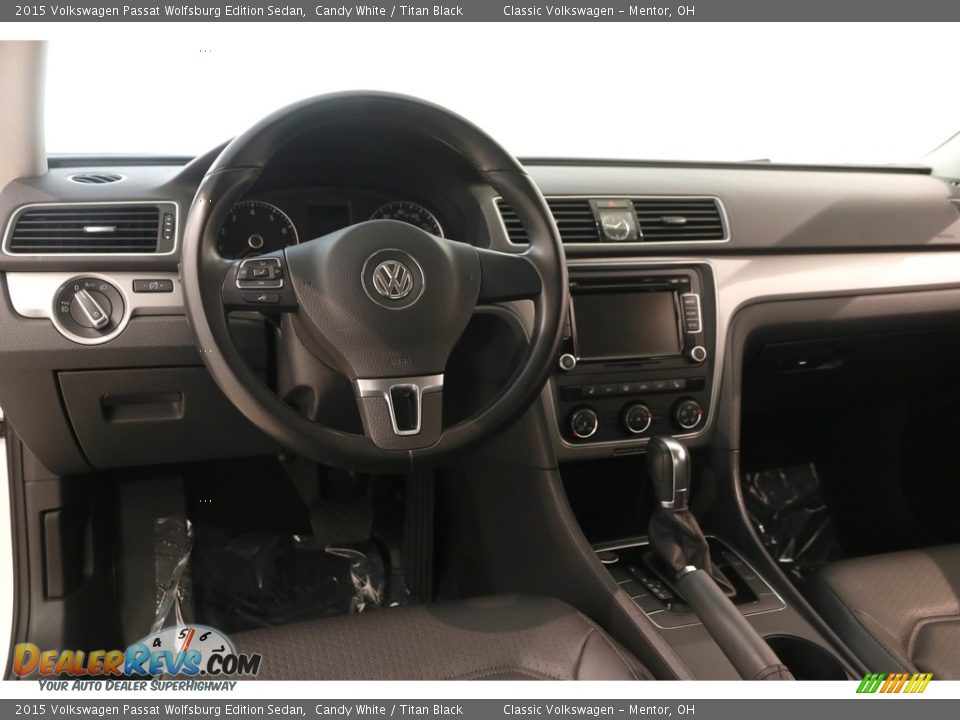2015 Volkswagen Passat Wolfsburg Edition Sedan Candy White / Titan Black Photo #5