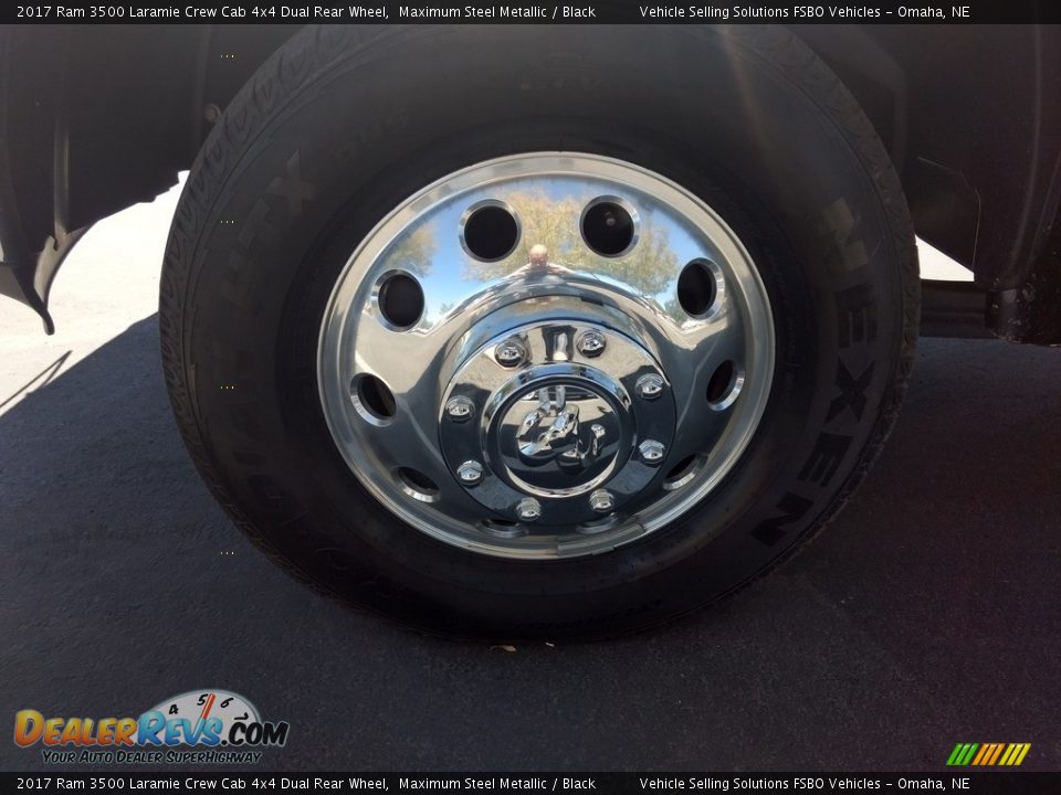 2017 Ram 3500 Laramie Crew Cab 4x4 Dual Rear Wheel Maximum Steel Metallic / Black Photo #14