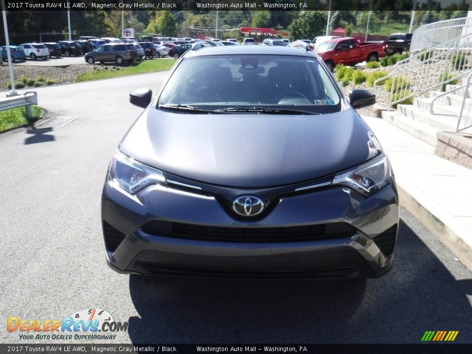 2017 Toyota RAV4 LE AWD Magnetic Gray Metallic / Black Photo #4
