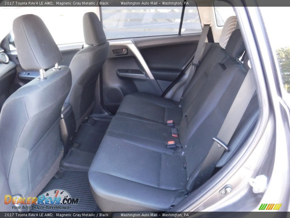2017 Toyota RAV4 LE AWD Magnetic Gray Metallic / Black Photo #21