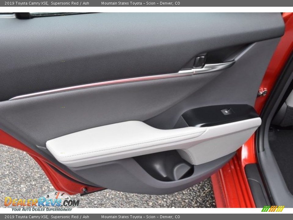 Door Panel of 2019 Toyota Camry XSE Photo #21