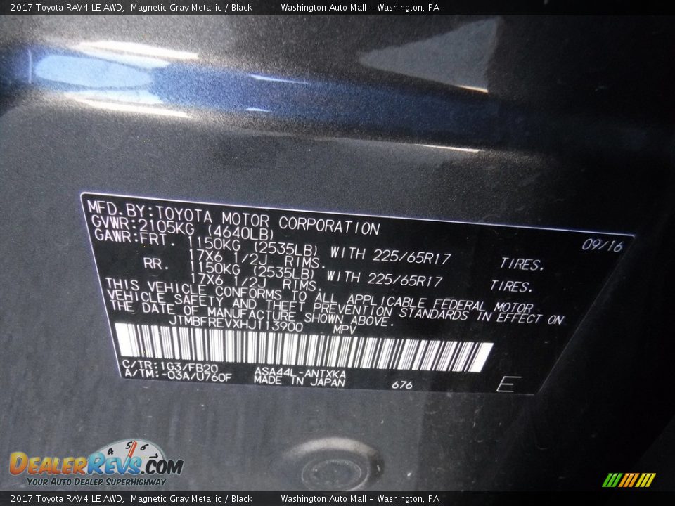 2017 Toyota RAV4 LE AWD Magnetic Gray Metallic / Black Photo #24