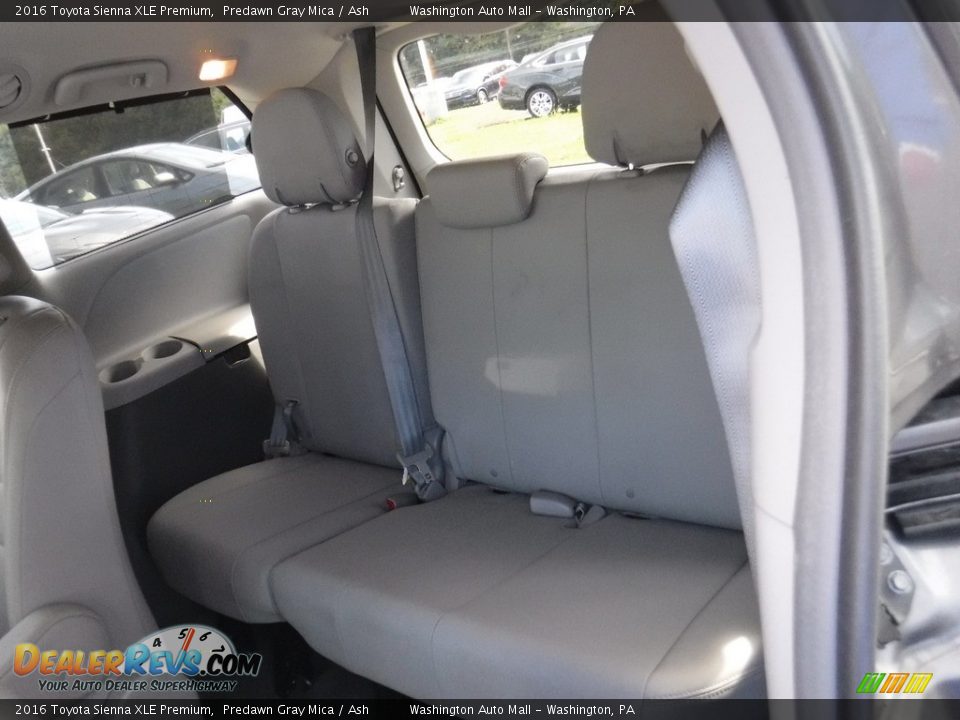 2016 Toyota Sienna XLE Premium Predawn Gray Mica / Ash Photo #27