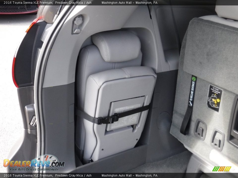 2016 Toyota Sienna XLE Premium Predawn Gray Mica / Ash Photo #29