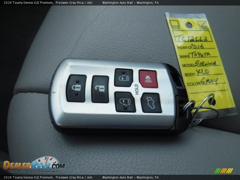 2016 Toyota Sienna XLE Premium Predawn Gray Mica / Ash Photo #31