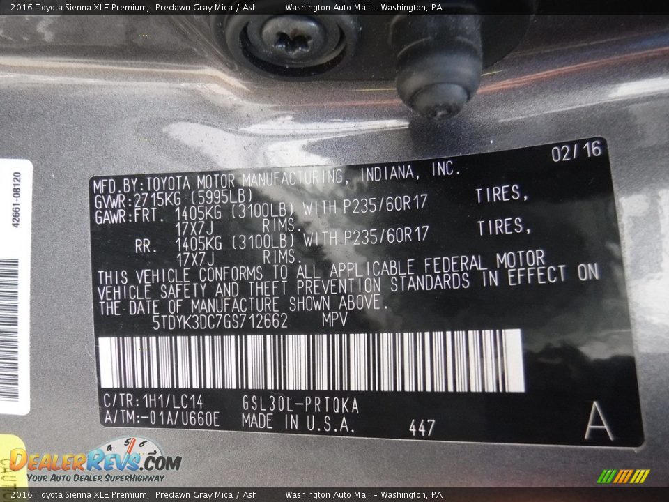 2016 Toyota Sienna XLE Premium Predawn Gray Mica / Ash Photo #32